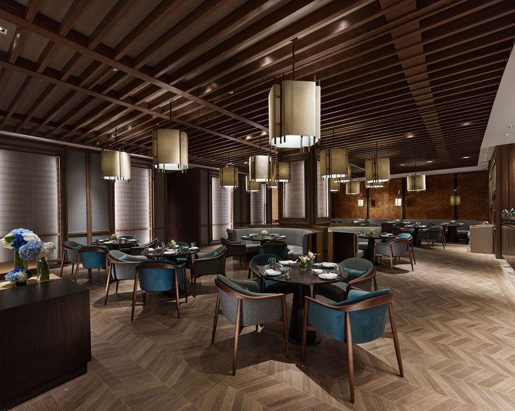 Hyatt Regency Songjiang Hotel 5*