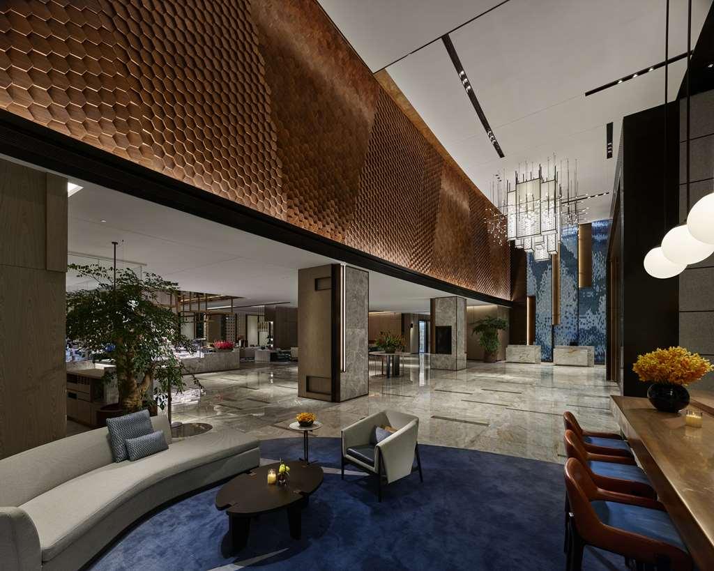 Hyatt Regency Songjiang Hotel 5*