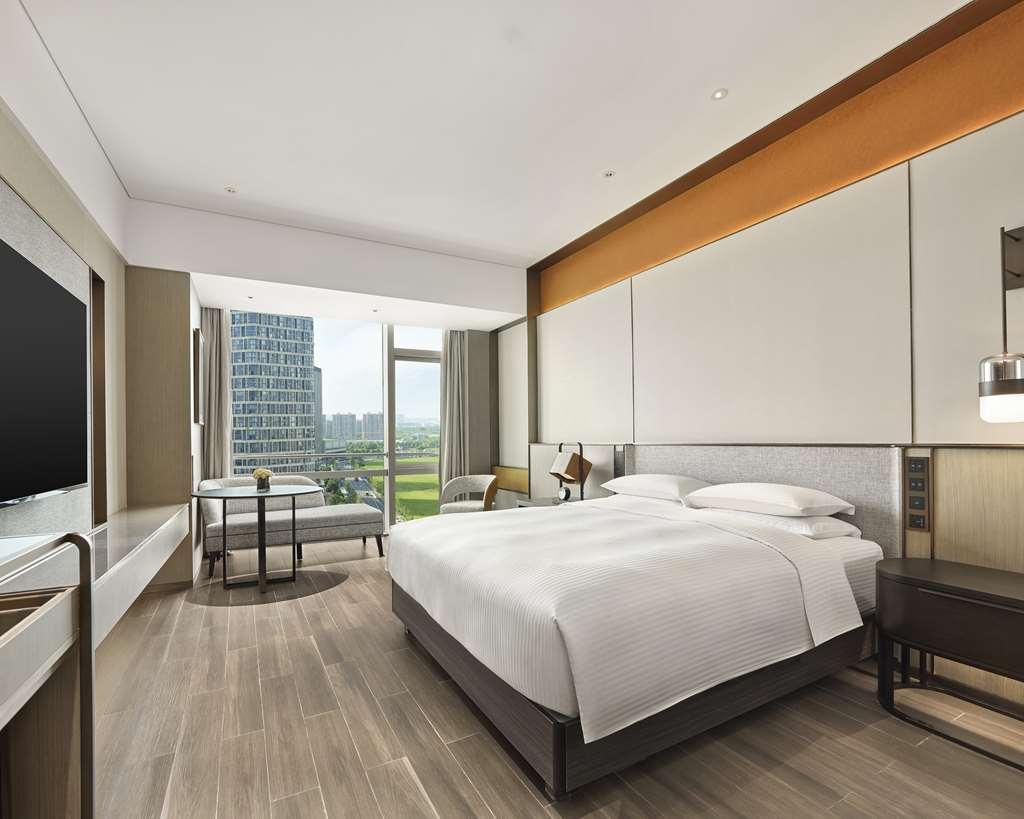Hyatt Regency Songjiang 5*