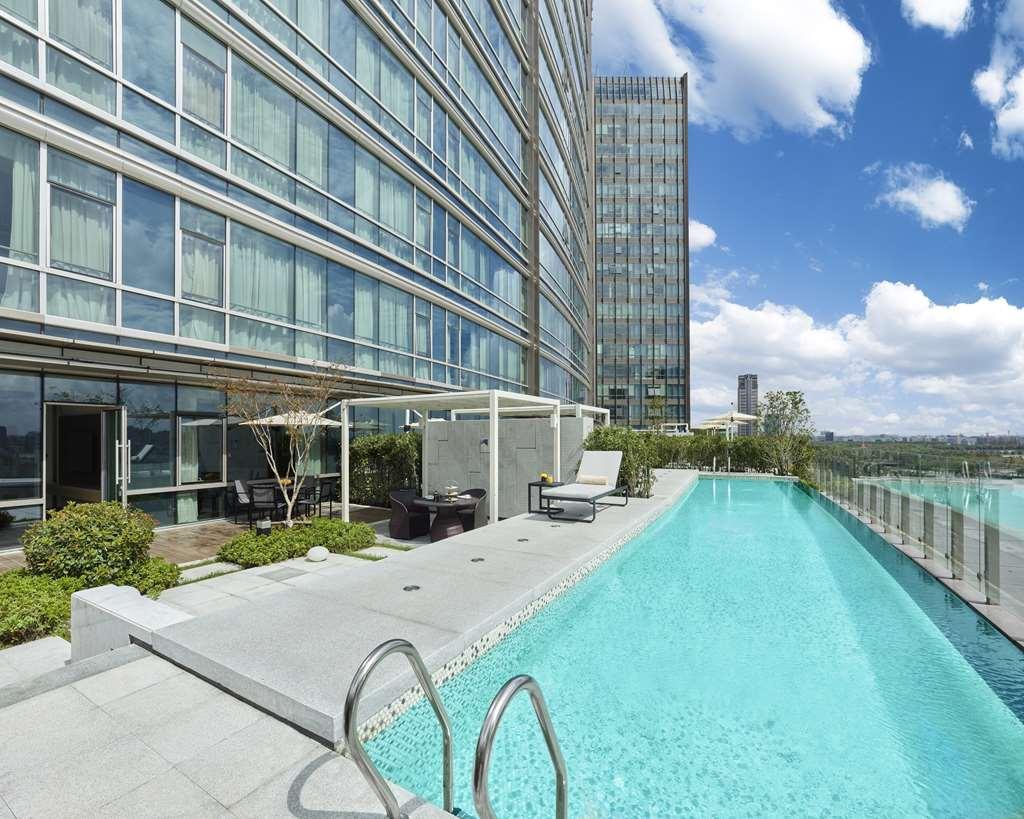 Hotel Hyatt Regency Songjiang 5*